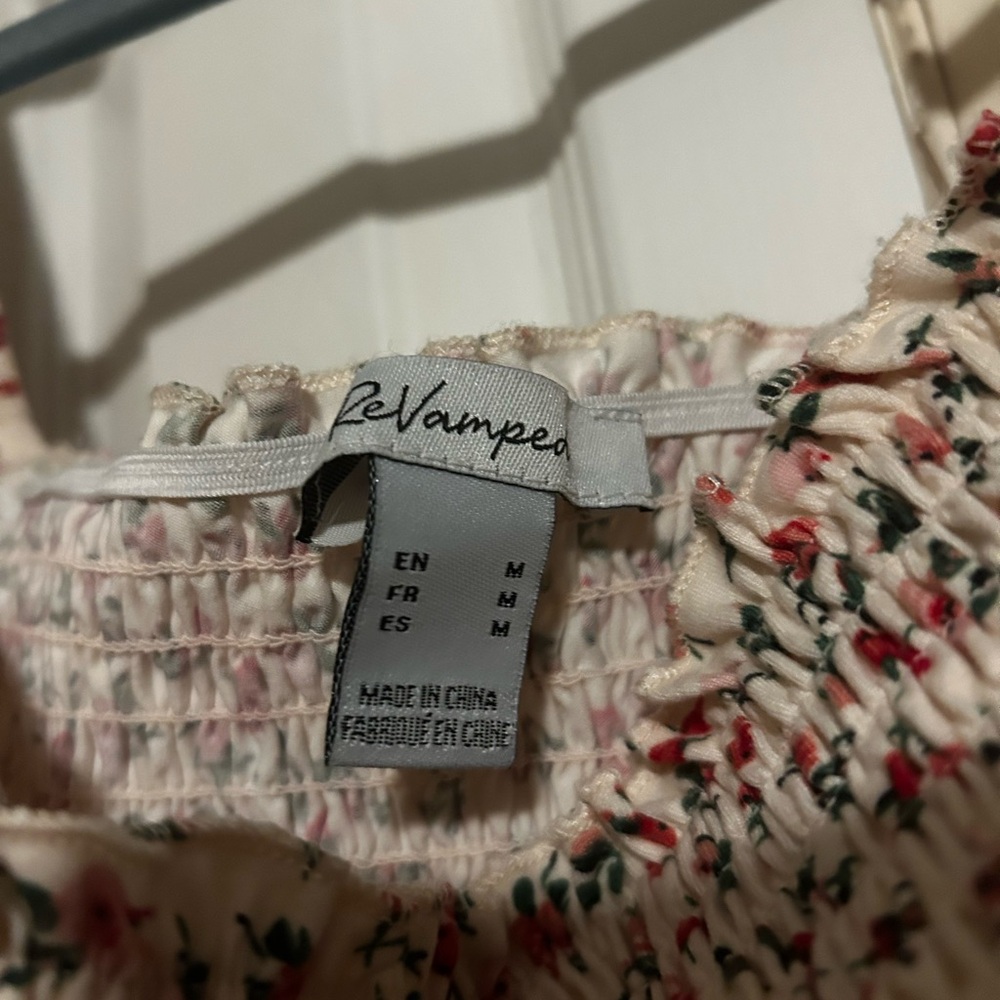Revamped Floral Ruched Blouse - Picture 3 of 6